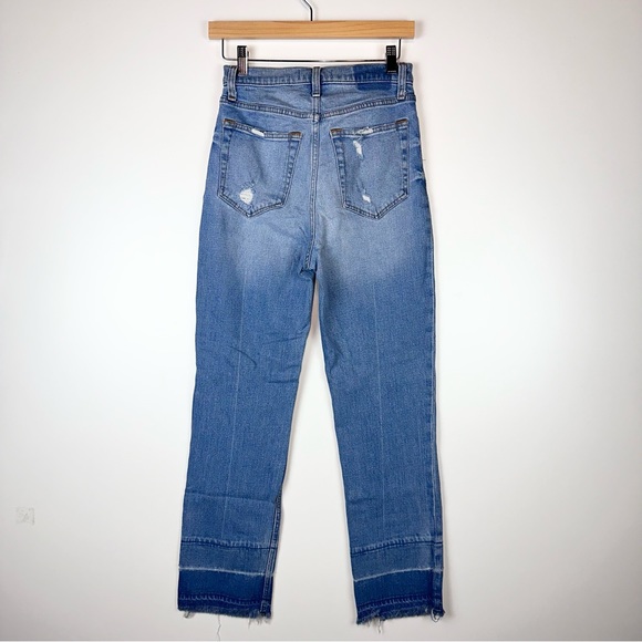 A&F Curve Love Ultra High Rise Ankle Straight in Medium Blue Wash 26 - Picture 8 of 11